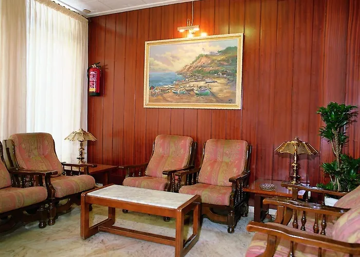 Continental Hotel 2*